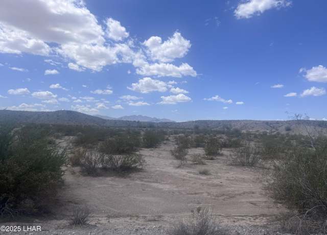 Property at 0 Frontage Rd, Yucca, AZ 86438