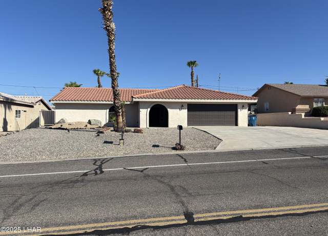 Property at 2595 Saratoga Ave, Lake Havasu City, AZ 86406, 3 beds, 2 baths