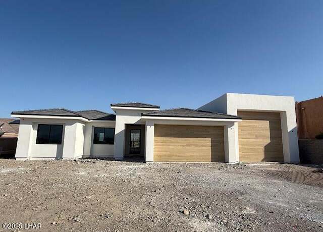 Property at 2931 Simitan Dr, Lake Havasu City, AZ 86404, 3 beds, 3 baths