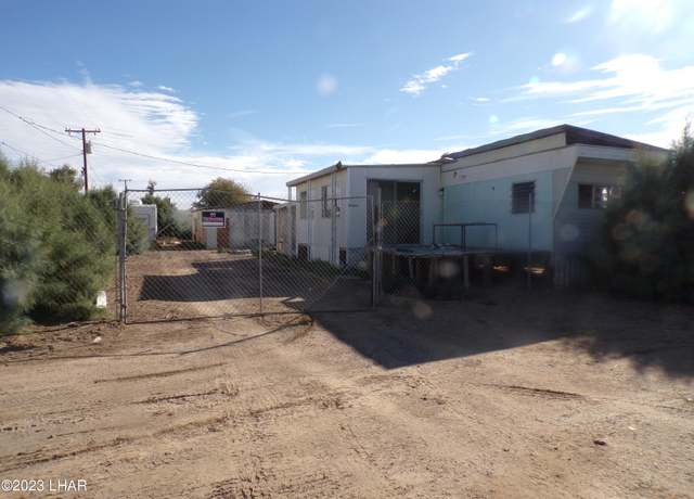 Property at 44042 Main St, Bouse, AZ 85325, 1 bed, 1 bath