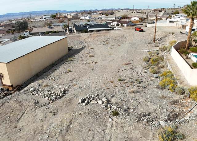 Property at 310 Hound Dr, Lake Havasu City, AZ 86404