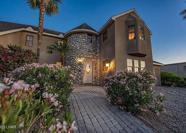 Property at 2470 Wood Ln, Lake Havasu City, AZ 86406, 6 beds, 3 baths
