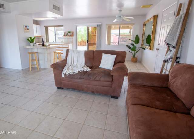 Property at 825 Manor Dr, Lake Havasu City, AZ 86403, 3 beds, 2 baths