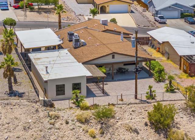 Property at 1448 Orilla Ln, Bullhead City, AZ 86442, 3 beds, 3 baths