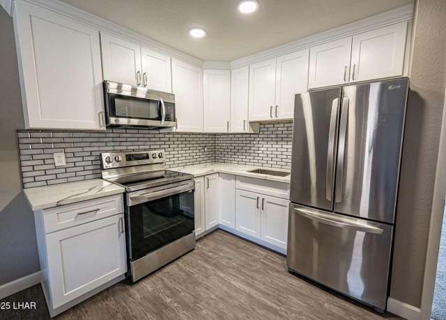 Property at 276 Lake Havasu Ave S Unit C31, Lake Havasu City, AZ 86403, 1 bed, 1 bath