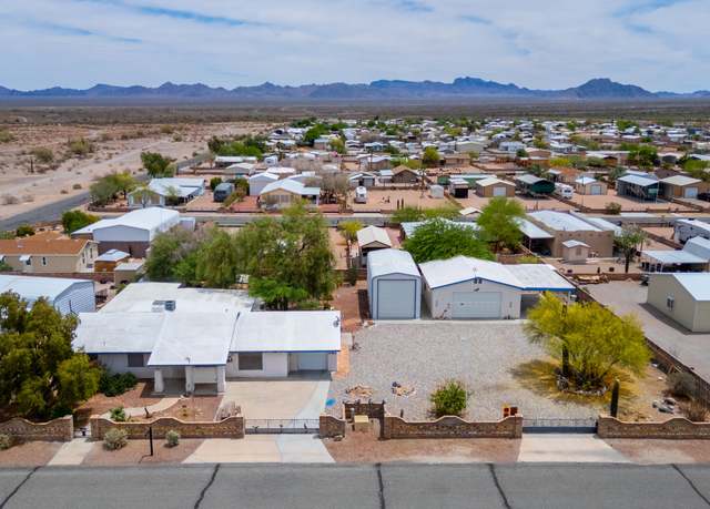 Property at 49539 Rainbow Dr, Quartzsite, AZ 85346, 2 beds, 3 baths