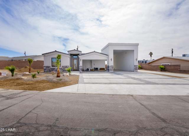 Property at 3450 Big Chief Dr, Lake Havasu City, AZ 86406, 3 beds, 2.5 baths