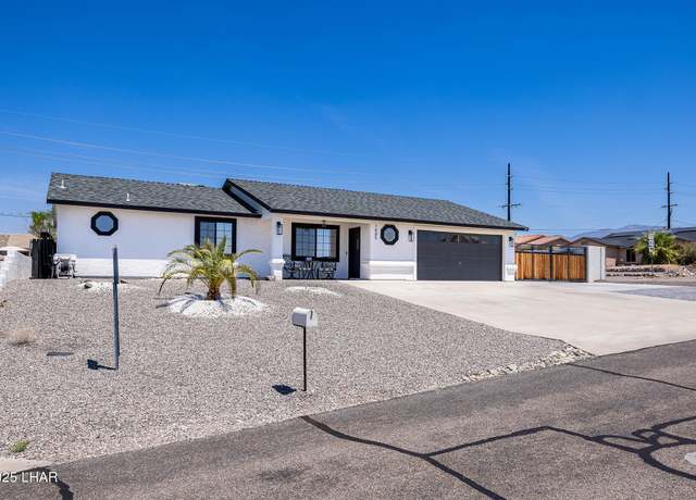 Property at 1485 Tanqueray Dr, Lake Havasu City, AZ 86404, 4 beds, 3 baths