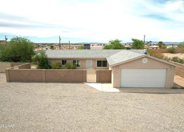 Property at 1220 Riverview Dr, Bullhead City, AZ 86442, 3 beds, 3 baths
