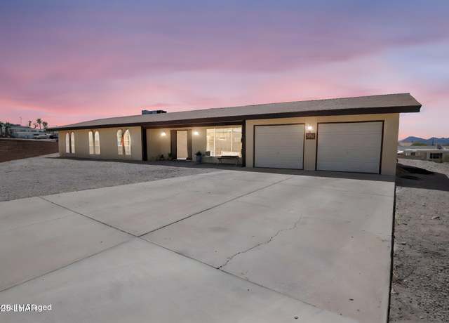 Property at 2818 Weekender Ln, Lake Havasu City, AZ 86403, 4 beds, 2 baths