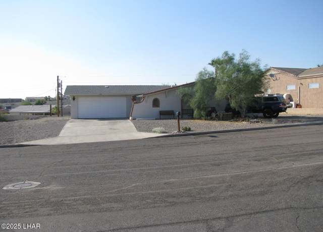 Property at 3019 Pepperwood Dr, Lake Havasu City, AZ 86404, 3 beds, 1.5 baths