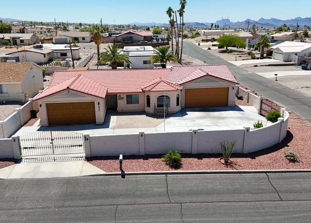 Property at 3712 Tahitian Dr, Lake Havasu City, AZ 86406, 3 beds, 2.5 baths
