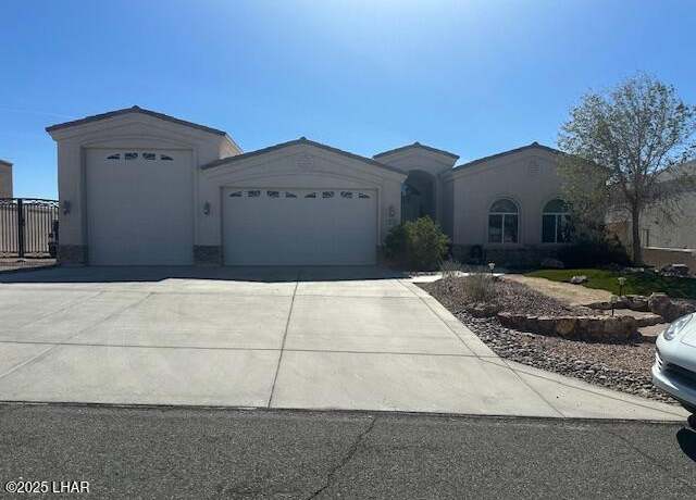 Property at 1810 Kirk Dr, Lake Havasu City, AZ 86403, 3 beds, 3 baths