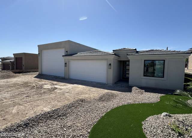 Property at 110 Freer Ct, Lake Havasu City, AZ 86406, 3 beds, 2.5 baths