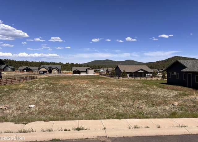Property at 206 Fairway Dr, Williams, AZ 86046
