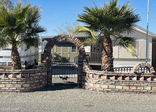 Property at 200 N Moon Mountain Ave #14 Ave, Quartzsite, AZ 85346, 1 bed, 1 bath