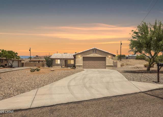 Property at 3135 El Dorado Ave N, Lake Havasu City, AZ 86403, 3 beds, 2 baths