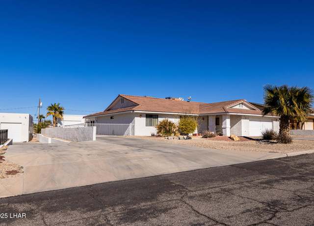 Property at 2929 Thistle Dr, Lake Havasu City, AZ 86406, 4 beds, 3 baths