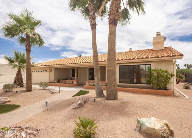 Property at 2370 Tee Dr, Lake Havasu City, AZ 86406, 4 beds, 4 baths