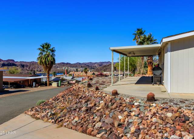 Property at 37537 Bay View Dr, Parker, AZ 85344, 3 beds, 2 baths