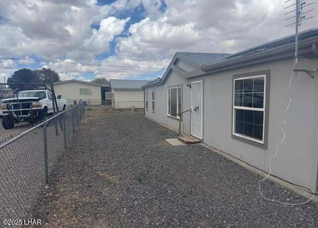 Property at 1265 E Potter Ave, Kingman, AZ 86409, 3 beds, 2 baths