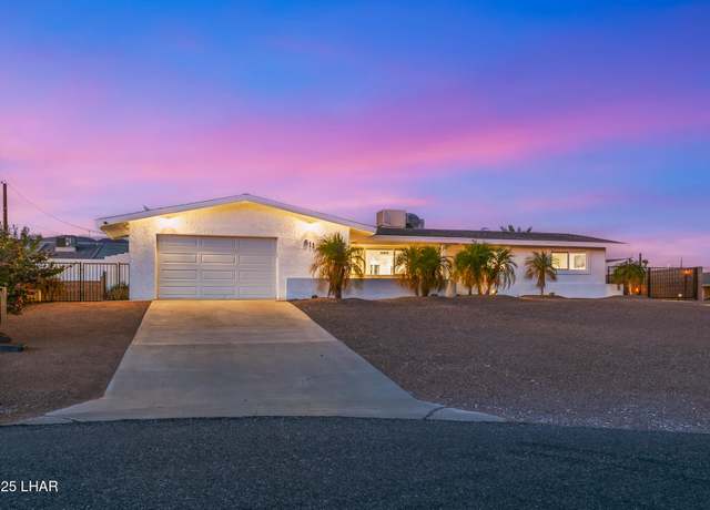 Property at 811 Chemehuevi Ln, Lake Havasu City, AZ 86406, 4 beds, 2 baths
