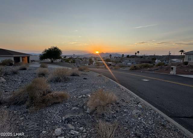 Property at 2840 Briarcrest Dr, Lake Havasu City, AZ 86404