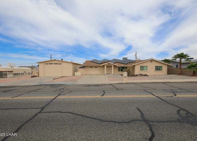 Property at 2605 Smoketree Ave N, Lake Havasu City, AZ 86403, 3 beds, 2 baths