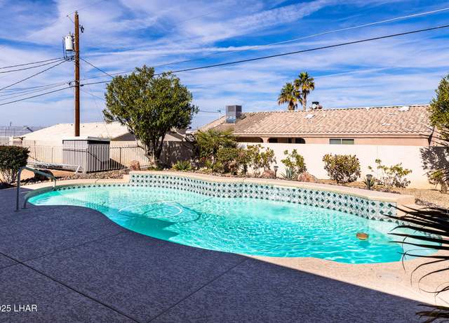 Property at 2921 Cumberland Dr, Lake Havasu City, AZ 86406, 3 beds, 3 baths