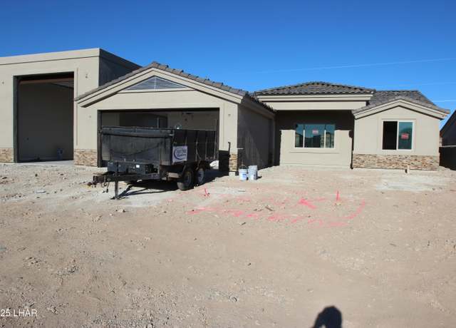 Property at 3776 Hiawatha Dr, Lake Havasu City, AZ 86404, 3 beds, 3 baths