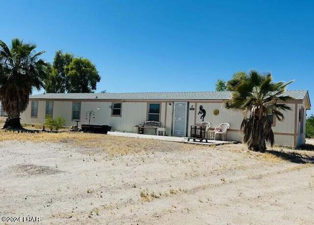 Property at 66330 Kokopelli Ln, Salome, AZ 85348, 4 beds, 2 baths