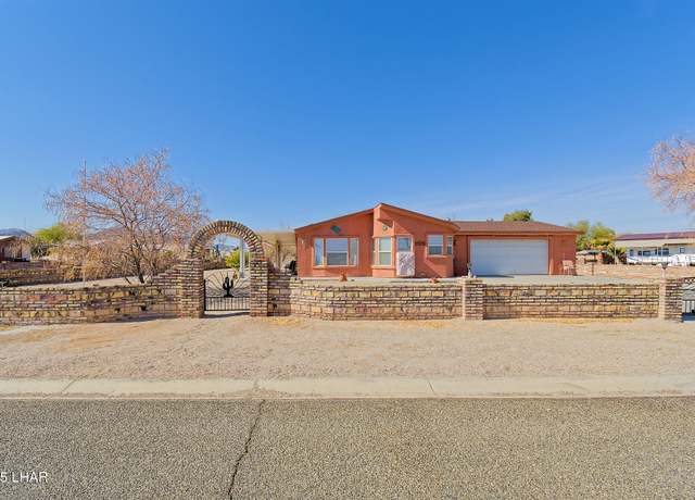Property at 49696 Pearl Ave, Quartzsite, AZ 85346, 2 beds, 2 baths
