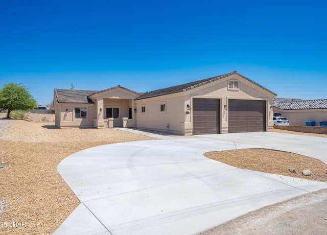 Property at 1232 N Lake Havasu Ave, Lake Havasu City, AZ 86404, 3 beds, 2 baths