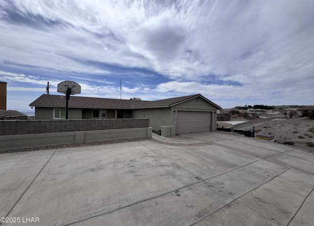 Property at 3861 Texoma Dr, Lake Havasu City, AZ 86404, 4 beds, 3 baths