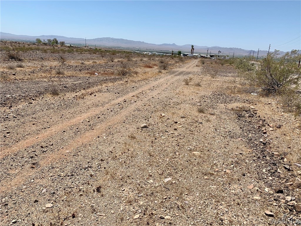 3210 E Boundary Cone Rd, Mohave Valley, AZ 86440 | MLS# 980981 | Redfin