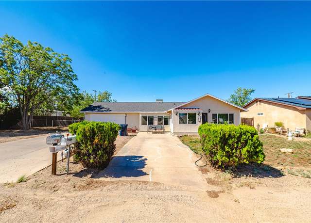 Property at 2725 E Neal Ave, Kingman, AZ 86409, 3 beds, 1.5 baths
