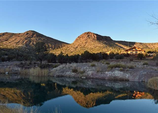 Property at 18723 E Knight Creek Rd, Kingman, AZ 86401, 2 beds, 2 baths