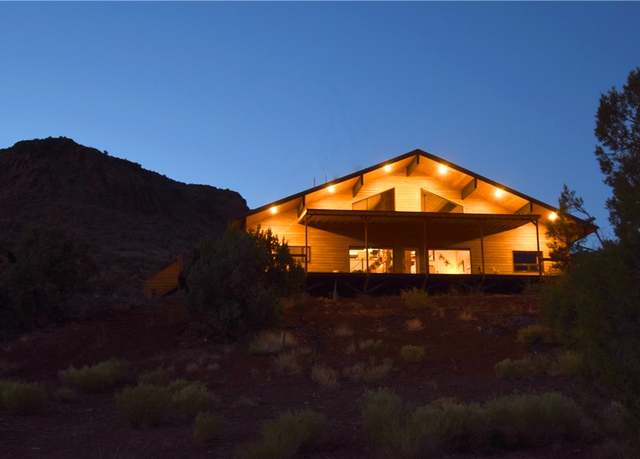Property at 18723 E Knight Creek Rd, Kingman, AZ 86401, 2 beds, 2 baths