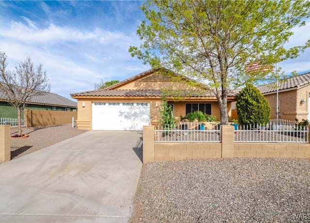 Property at 2942 N Tanner St, Kingman, AZ 86401, 3 beds, 2 baths