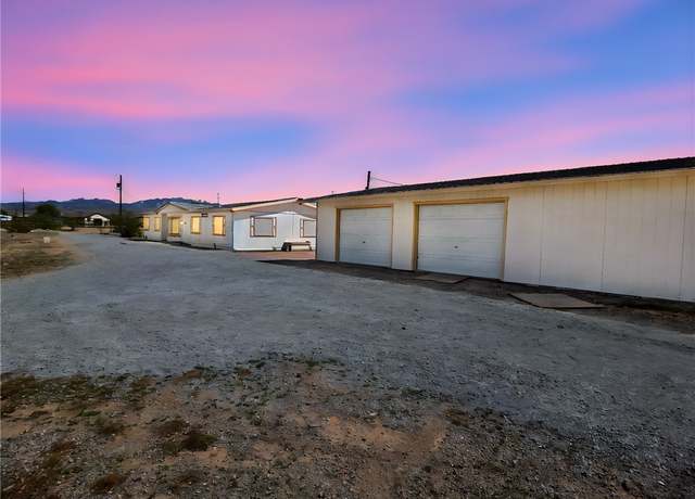 Property at 3000 W Carmichael Rd, Golden Valley, AZ 86413, 3 beds, 2 baths
