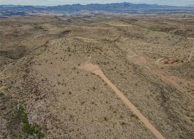 Property at 3067 E Stagecoach Ln, Kingman, AZ 86401