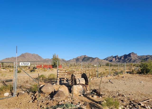 Property at 17932 N Needle Dr, Dolan Springs, AZ 86441