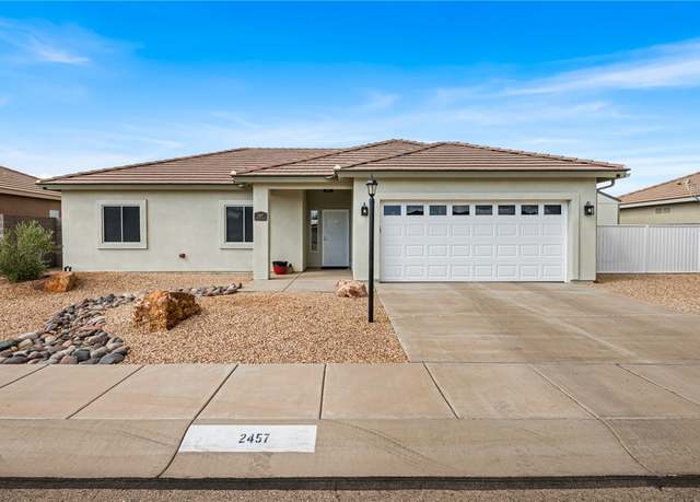 Property at 2457 Graystone Drive Dr, Kingman, AZ 86401, 2 beds, 2 baths