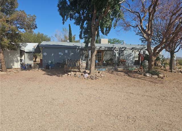 Property at 1082 S Bibo Rd, Golden Valley, AZ 86413, 3 beds, 2 baths