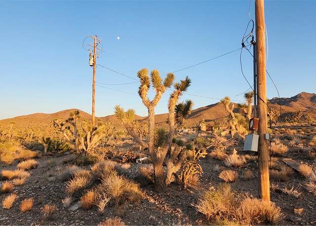Property at 18209 N Silver Lode Dr, Dolan Springs, AZ 86441