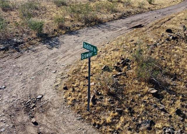 Property at Lot 8 N Growler Rd, Golden Valley, AZ 86413