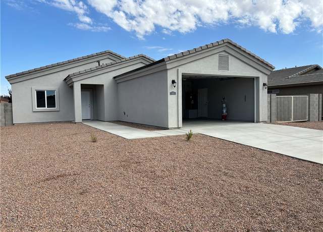 Property at 3931 E Suffock Ave, Kingman, AZ 86409, 3 beds, 2 baths