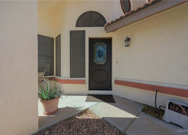 Property at 2468 Mccormick Blvd, Bullhead City, AZ 86429, 3 beds, 2.5 baths