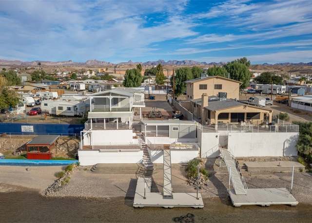 Property at 326 Krueger Ln, Bullhead City, AZ 86429, 5 beds, 3.5 baths