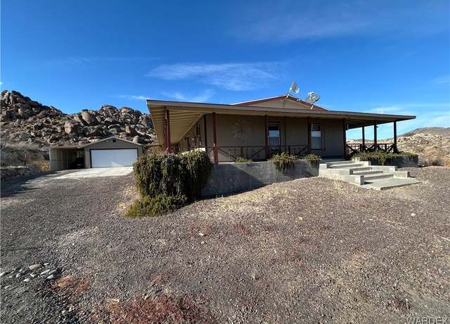 Property at 750 W Red Wing Canyon Rd, Kingman, AZ 86409, 4 beds, 2 baths